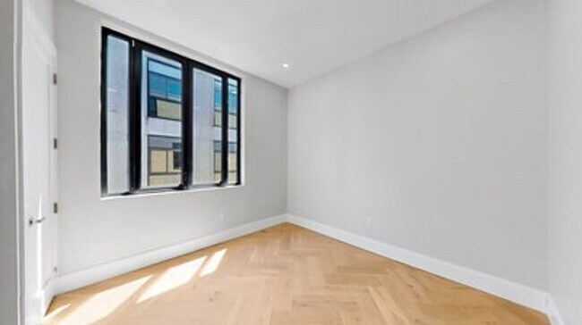 Photo - Luxury in the Heart of Chestnut Hill - Available Now!