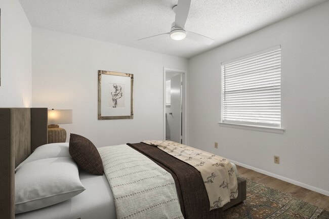 Photo - Freshly Renovated 3-Bedroom Duplex Unidad 341 Fouts