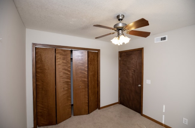 Photo - 2216 S Leonard Rd Unidad 1