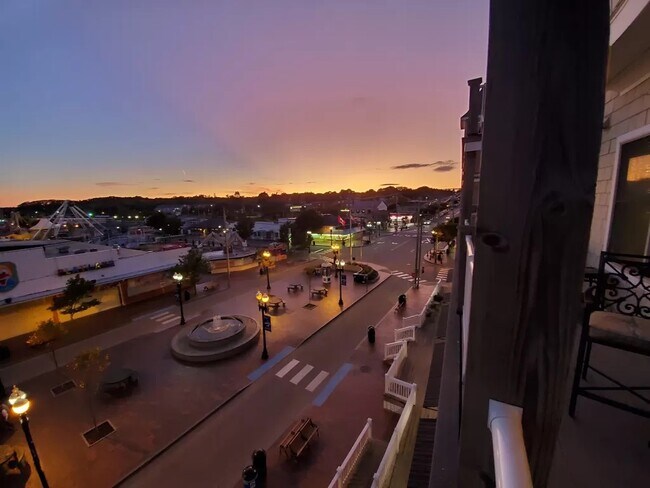 View from deck - 1 E Grand Ave Unidad 408