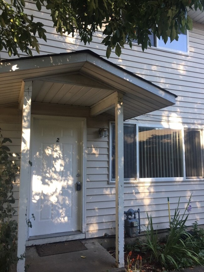 Photo - 730 SE 5th Ave Unit 2 (R)