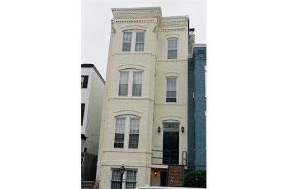 415 4th Street SE - 415 4th Street SE Apartments