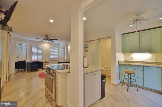 2407 Arlington Blvd Apartment - Arlington, VA | ForRent.com