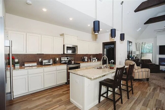 Photo - Stylish Bentonville Home (Community Amenities!)