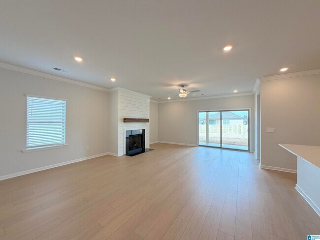 Photo - 309 Allene Wy