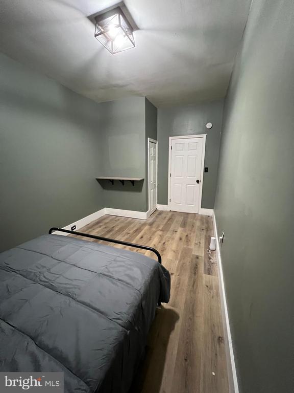 Photo - 1402 Poplar Grove St