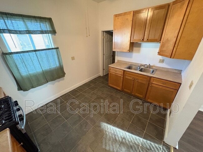 Photo - 340 N Main St Unidad 1