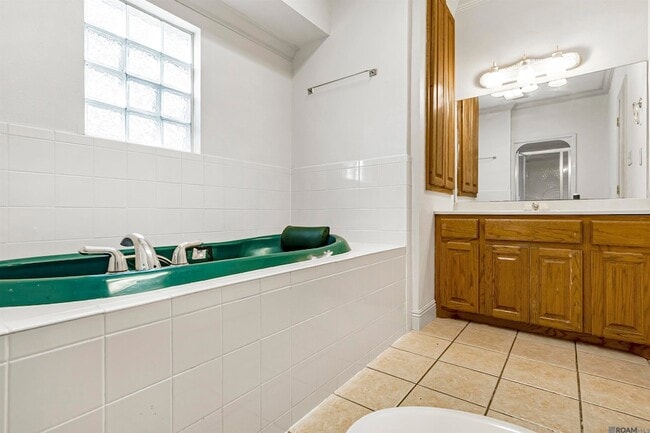 Photo - 550 S River Rd Unit B