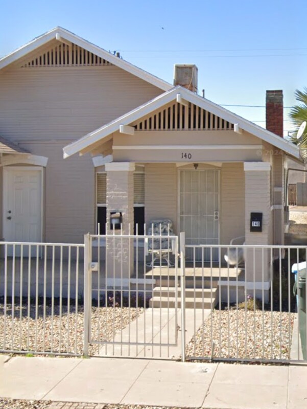 Building Photo - 140 N 10th Ave Rental