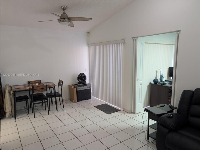 Photo - 4824 SW 152nd Ct