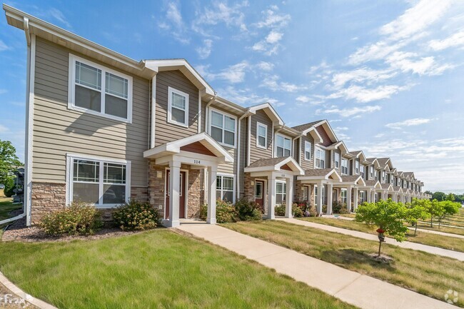 Building Photo - Cranberry Woods Townhomes