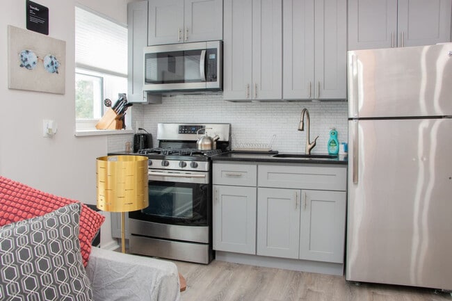 716 Hancock St Unit SI ID1379072P