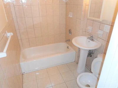 Photo - 114 Greenbrier St Unit #1