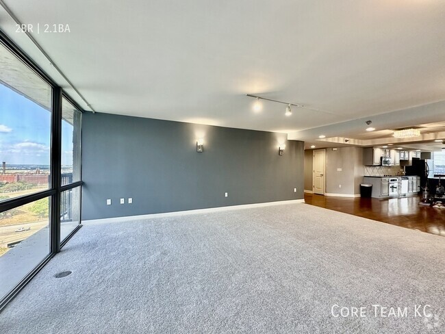 Building Photo - 2 Bed + Den x 2.5 Bath Large Apartment For... Unit 1101