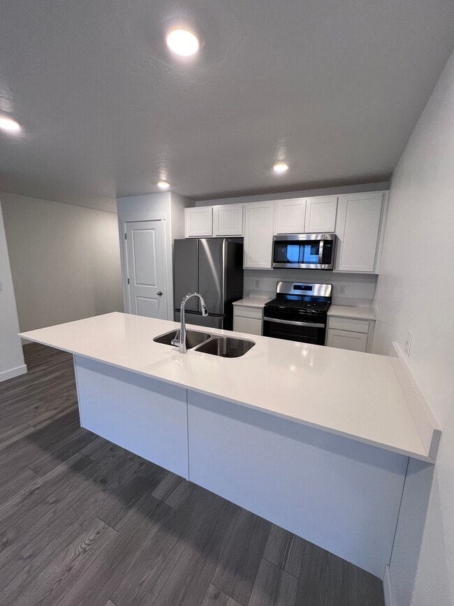 8446 W Meadow Bank Wy