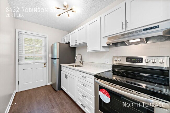 Photo - Comfy & Spacious 2-Bedroom in the Heart of...