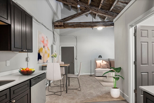 Bainbridge Lofts