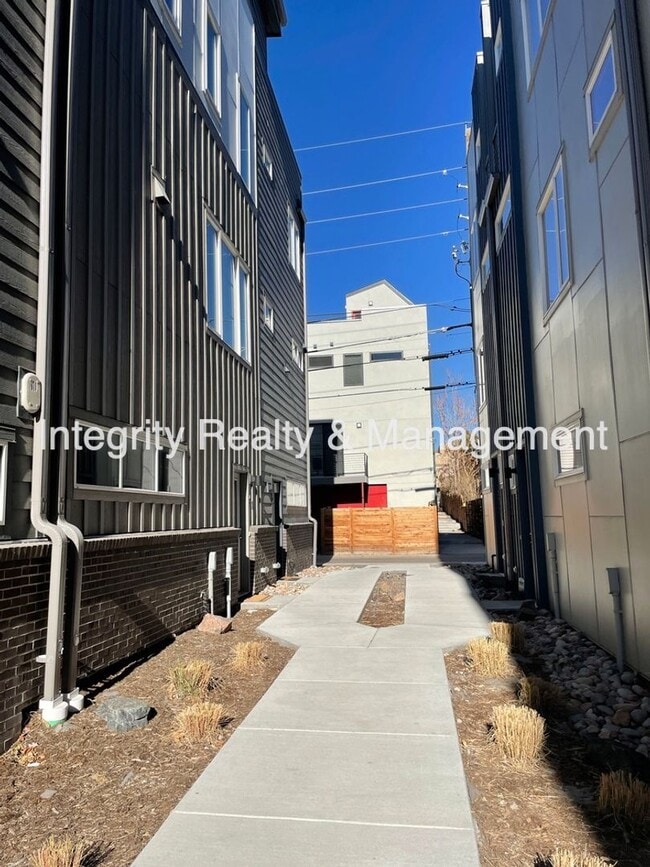 Photo - 2815 W 25th Ave