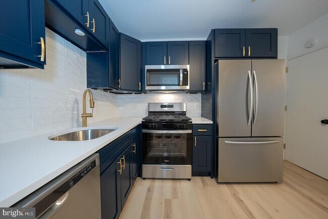 Photo - 34 W Durham St