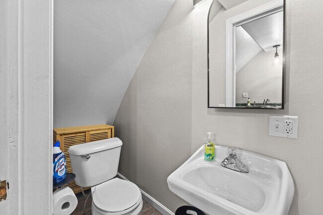 Photo - 128 Grand Ave Unit 128 Grand Ave #3
