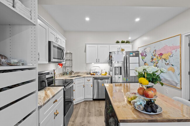 Photo - 120 Pitman St Unit 1