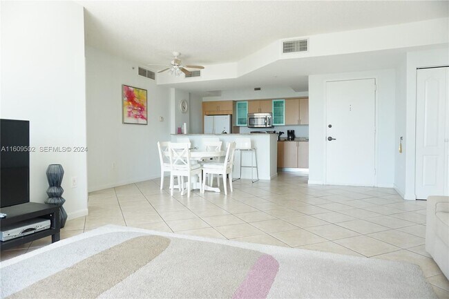 Photo - 17555 Atlantic Blvd Unit 606