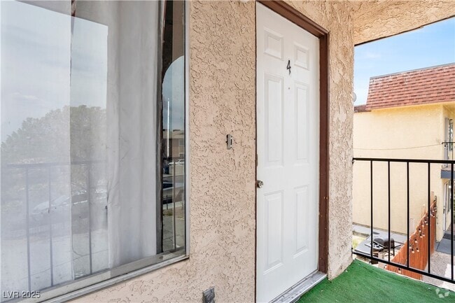Building Photo - 4140 Solteros St Rental
