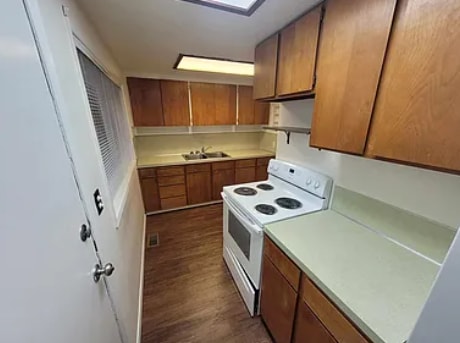 Photo - 757 Camas Ave NE Unit 757