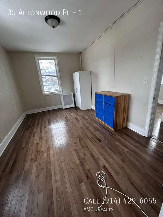 Photo - 35 Altonwood Pl Unit 1