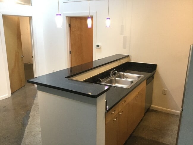 Photo - 1101 W Marshall St Unidad Apt 123