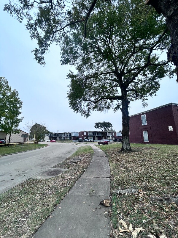 Photo - 2300 Red Bluff Rd Unidad 131