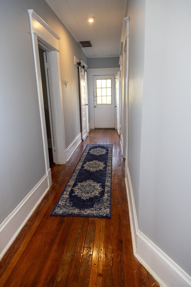 Photo - 1411 Clarke Ave SW Unit Apartment 2