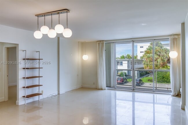 9381 E Bay Harbor Dr Unit 202S