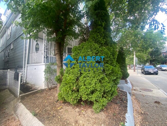 Photo - 10 Evergreen Ave Unit 3