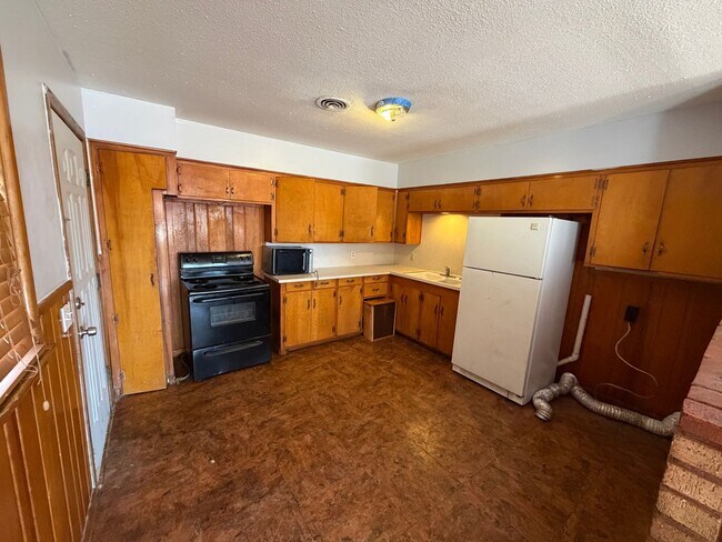 Photo - 1902 23rd St Unit B