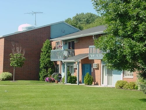Photo - Westside Crest Apartments
