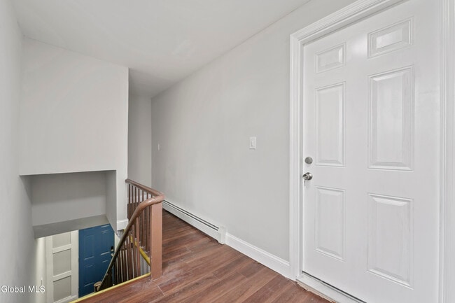Photo - 69 2nd St Unit 3