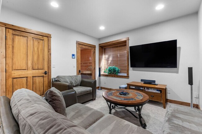 2137 Overlook Dr Unit SI ID1564303P