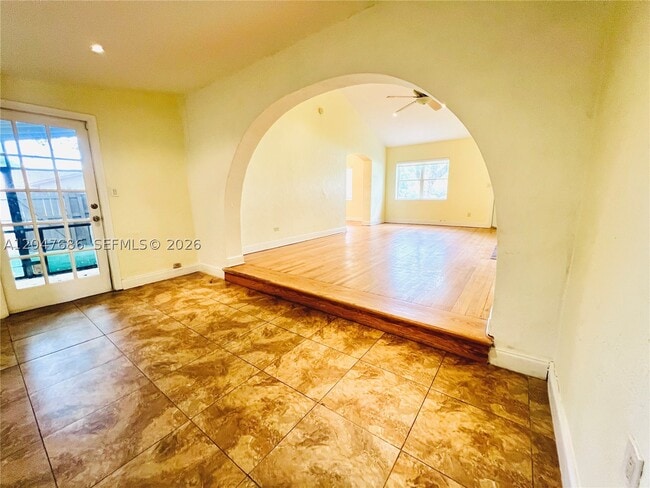 410 Pinecrest Dr