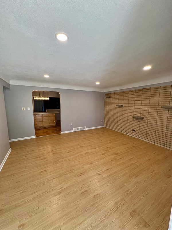 Photo - 2044 Arcola St