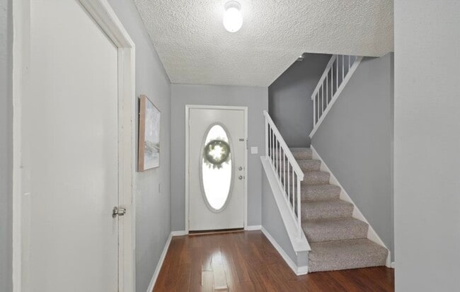 Photo - 3210 Pebble Lake Dr Casa
