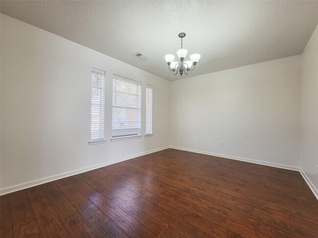 Photo - 20839 Beech Tree Dr