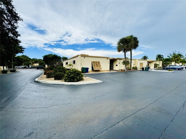 Building Photo - 6950 Sharpecroft Ct Rental