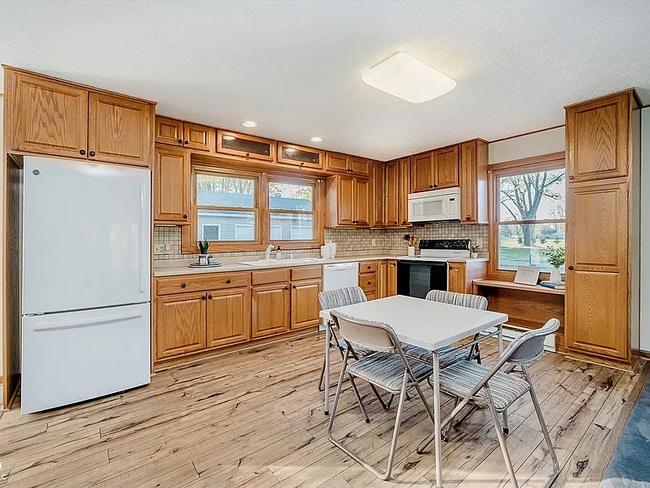 Photo - 17815 Joliet Rd