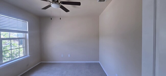 Photo - 160 Wild Rose Ct