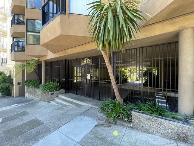 Photo - 1817 California St Condominio Unidad 1C