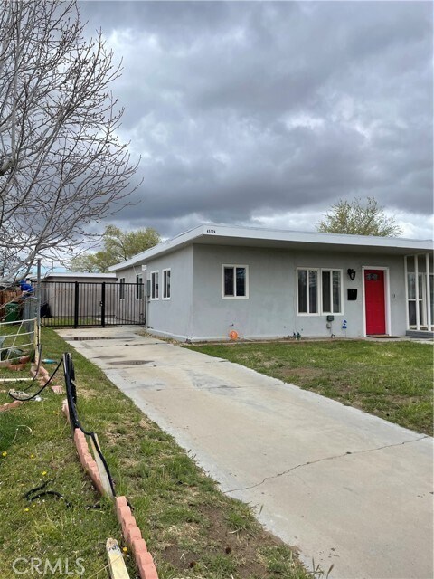 Photo - 45124 Redwood Ave