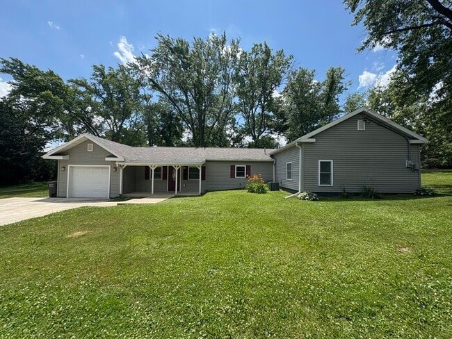 3bdrm/1 bath - Lake Como - 3bdrm/1 bath - Lake Como Casa
