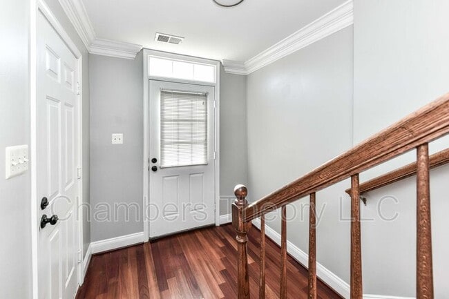 Photo - 2017 Capstone Cir