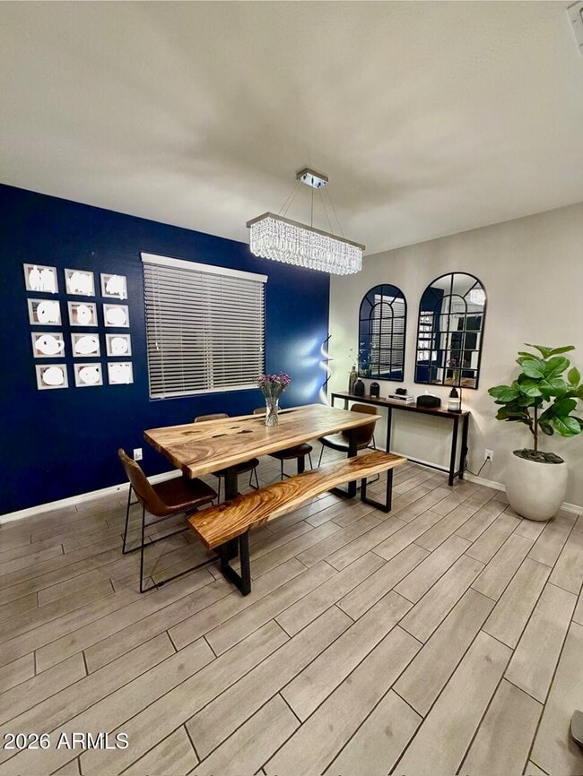 Photo - 2254 E University Dr